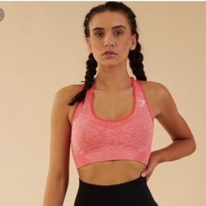 Gymshark Vital Seamless (peach coral) sports bra